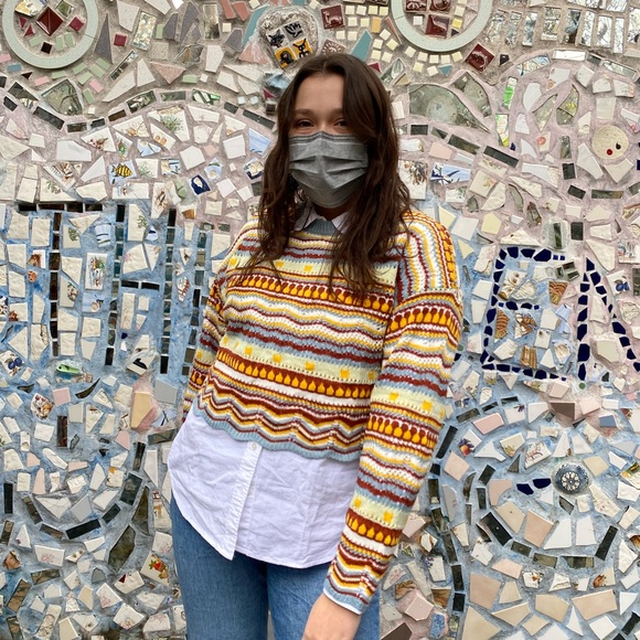 Lightweight Knit Patterned Sweater - Picture 3 of 6